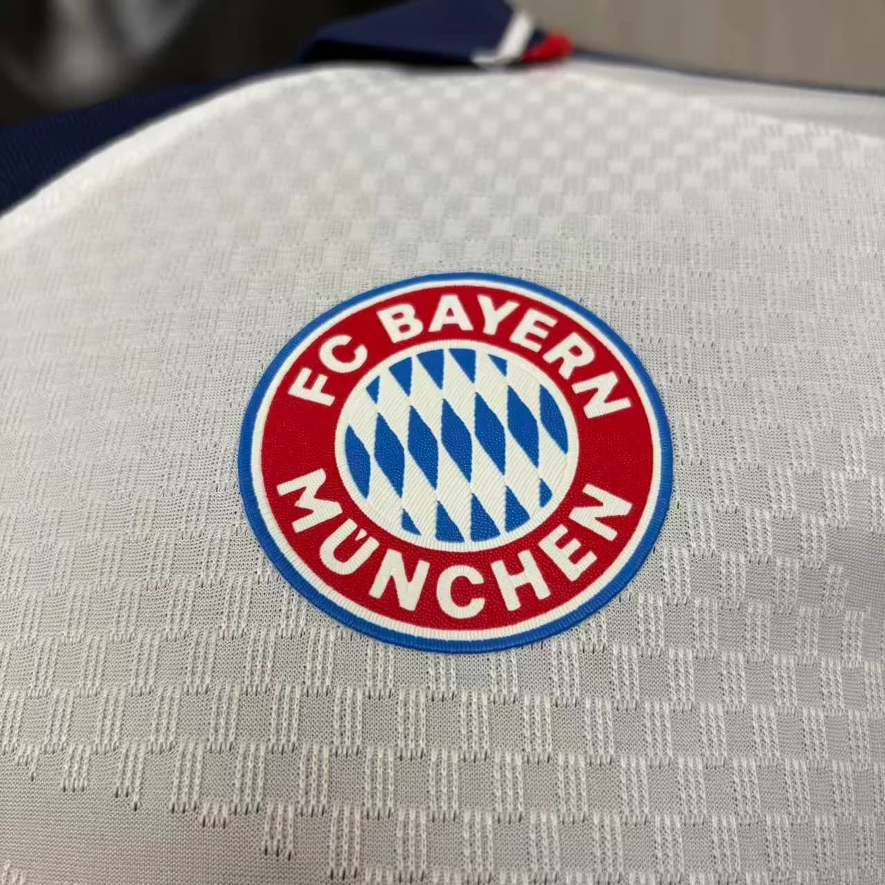 Camisa Bayern München 26/27 Jogador Fora — Bayern München (foto 2)