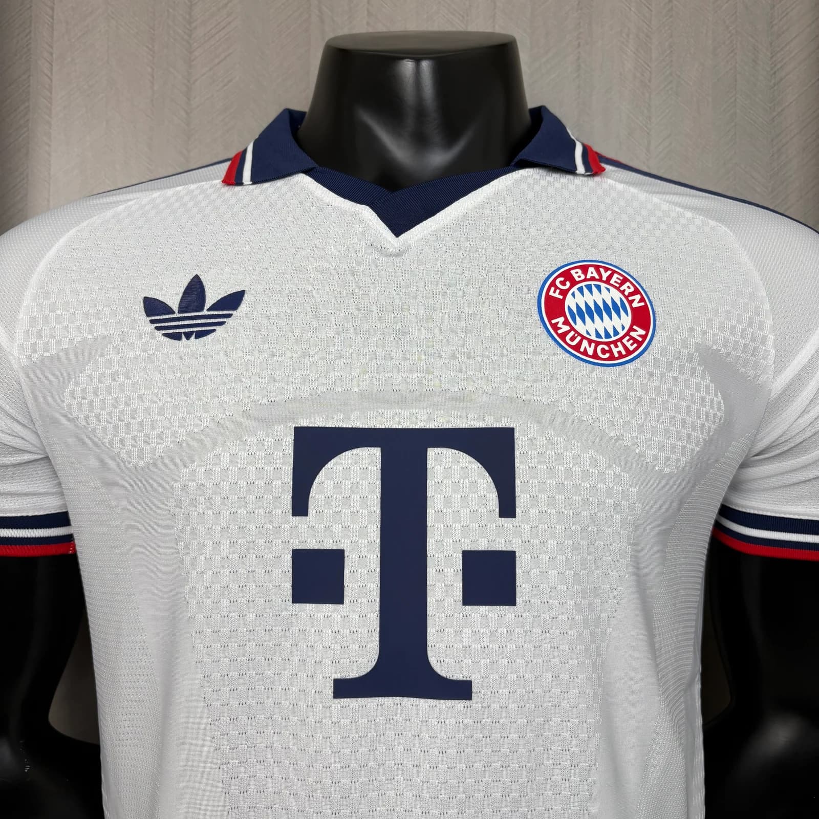 Camisa Bayern München 26/27 Jogador Fora — Bayern München (foto 4)
