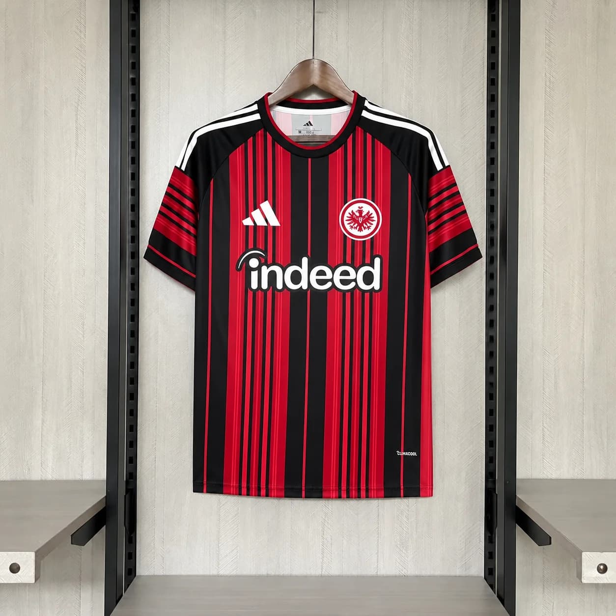 Camisa Eintracht Frankfurt 26/27 Torcedor Casa — Eintracht Frankfurt