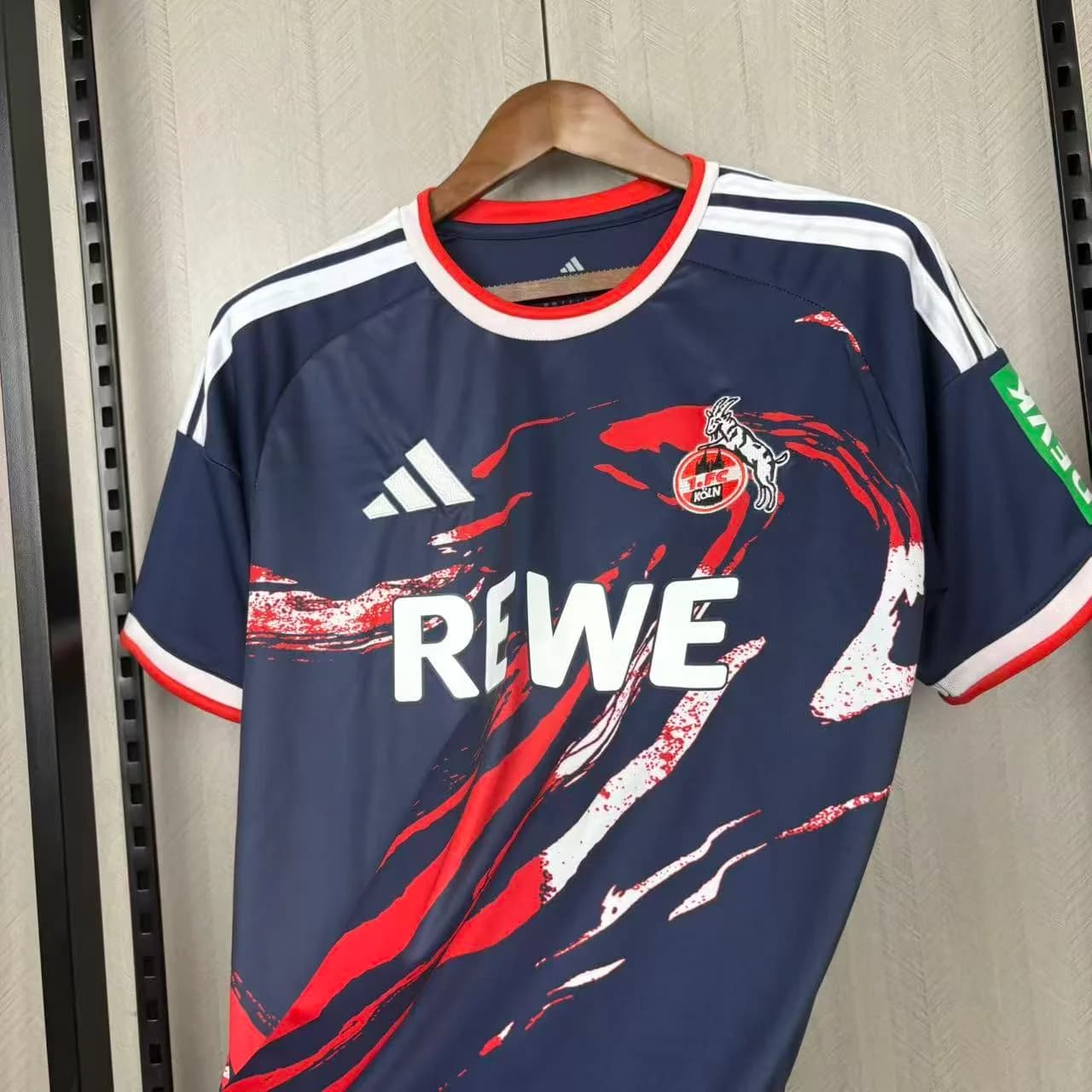 Camisa FC Köln 26/27 Torcedor III — FC Köln (foto 4)