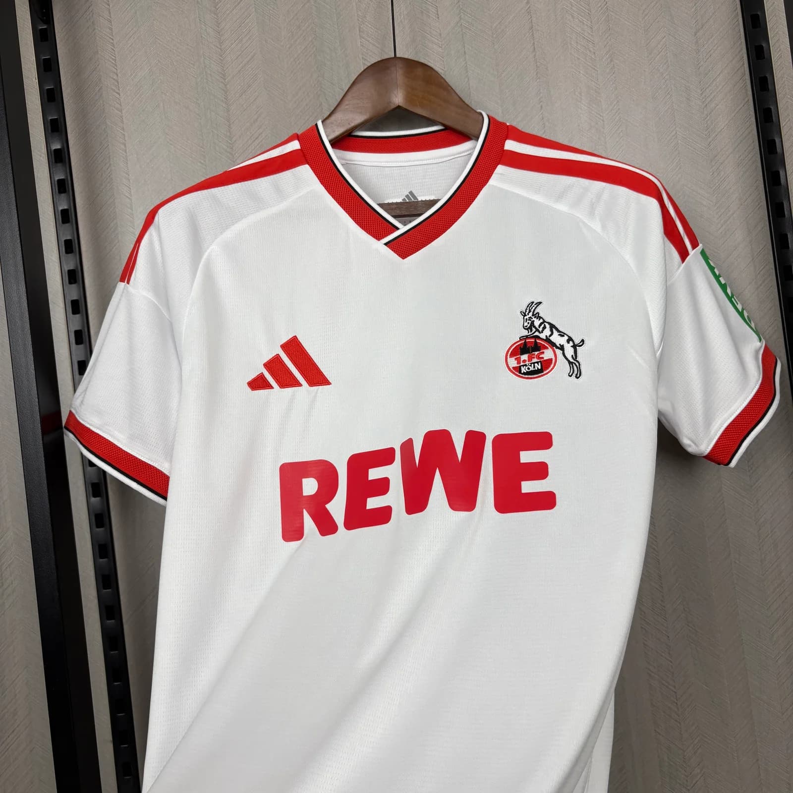 Camisa FC Köln 26/27 Torcedor Casa — FC Köln (foto 4)