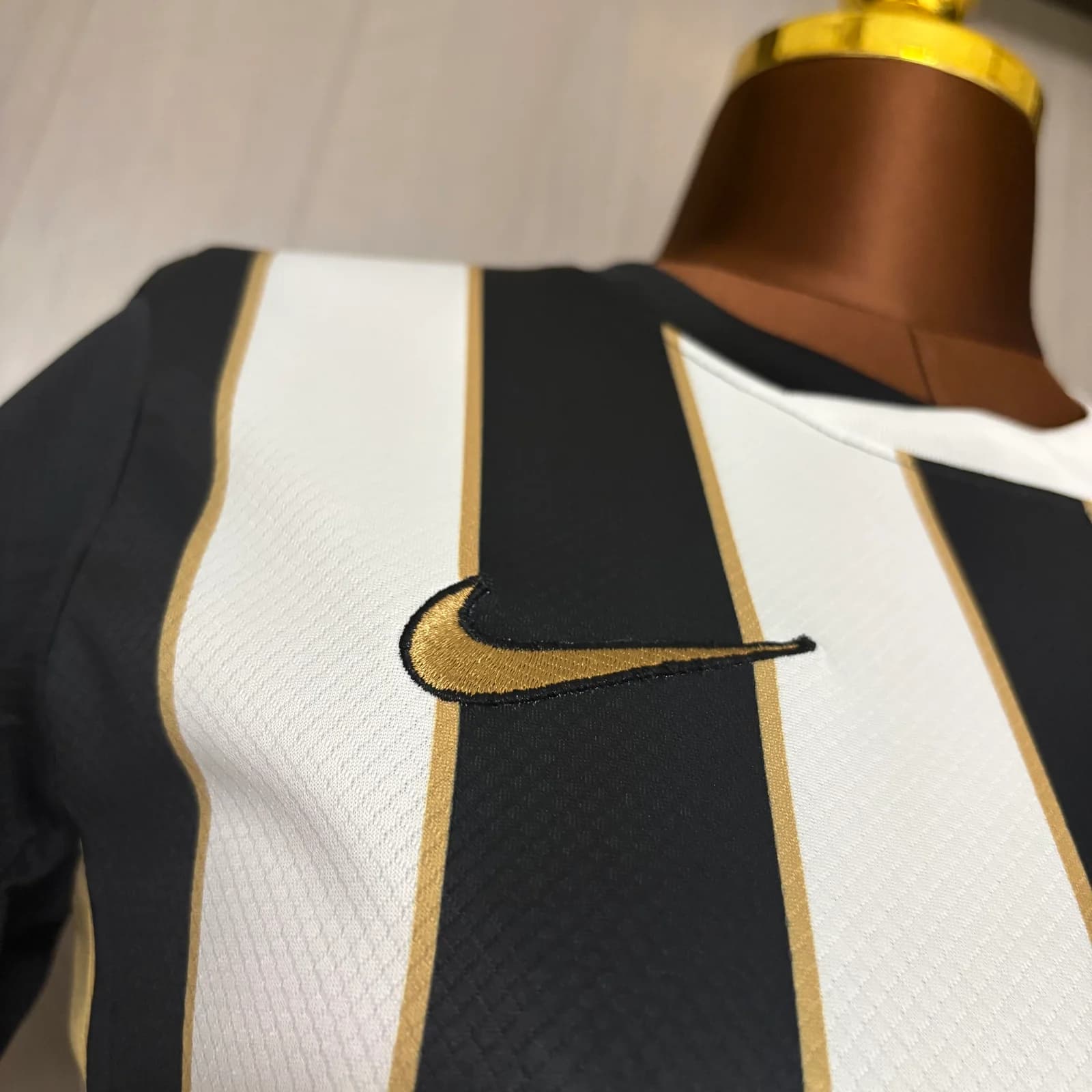 Camisa Atlético Mineiro 26/27 Feminina Casa — Atlético Mineiro (foto 3)