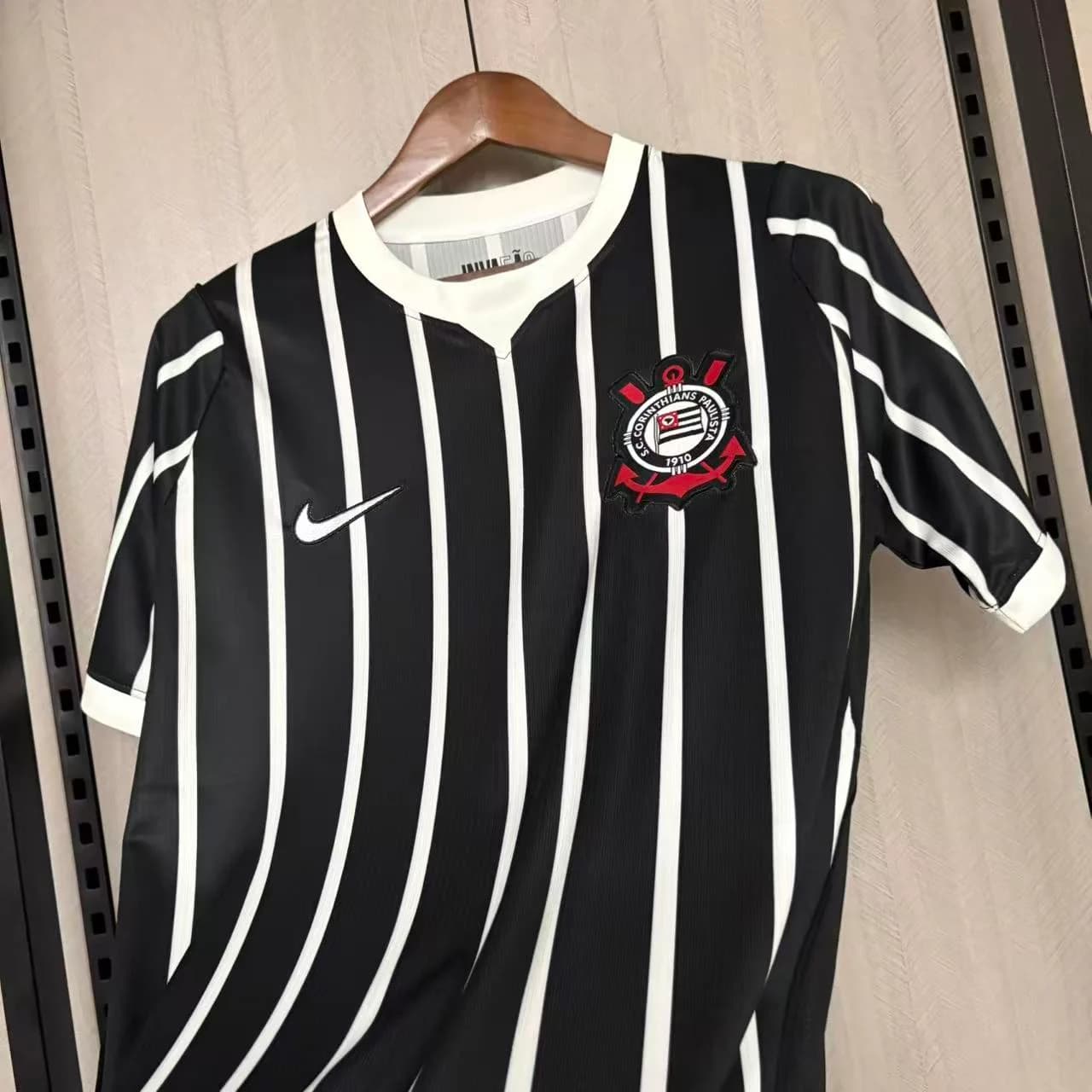Camisa Corinthians 26/27 Torcedor Fora — Corinthians (foto 4)