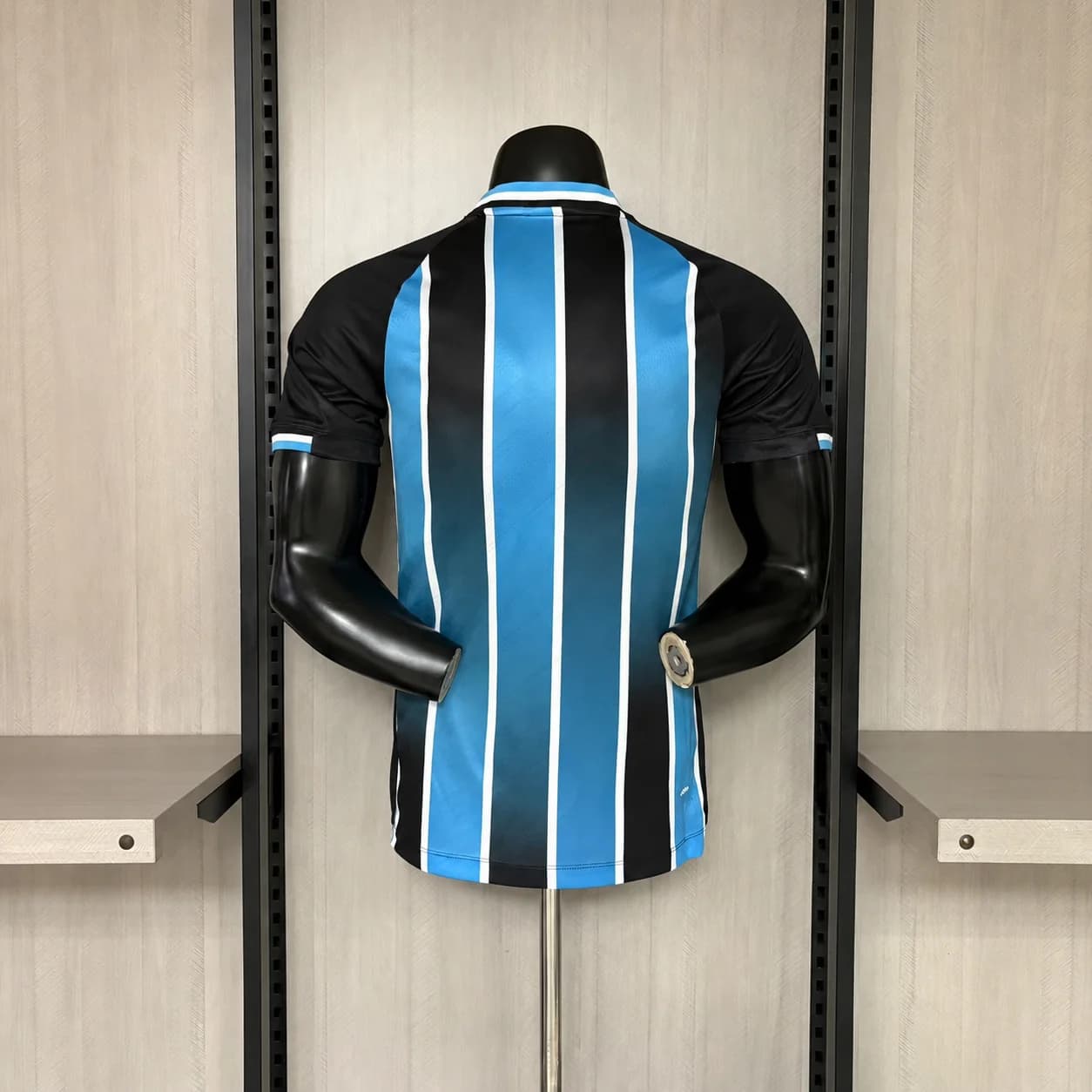Camisa Grêmio 26/27 Jogador Casa — Grêmio (foto 6)
