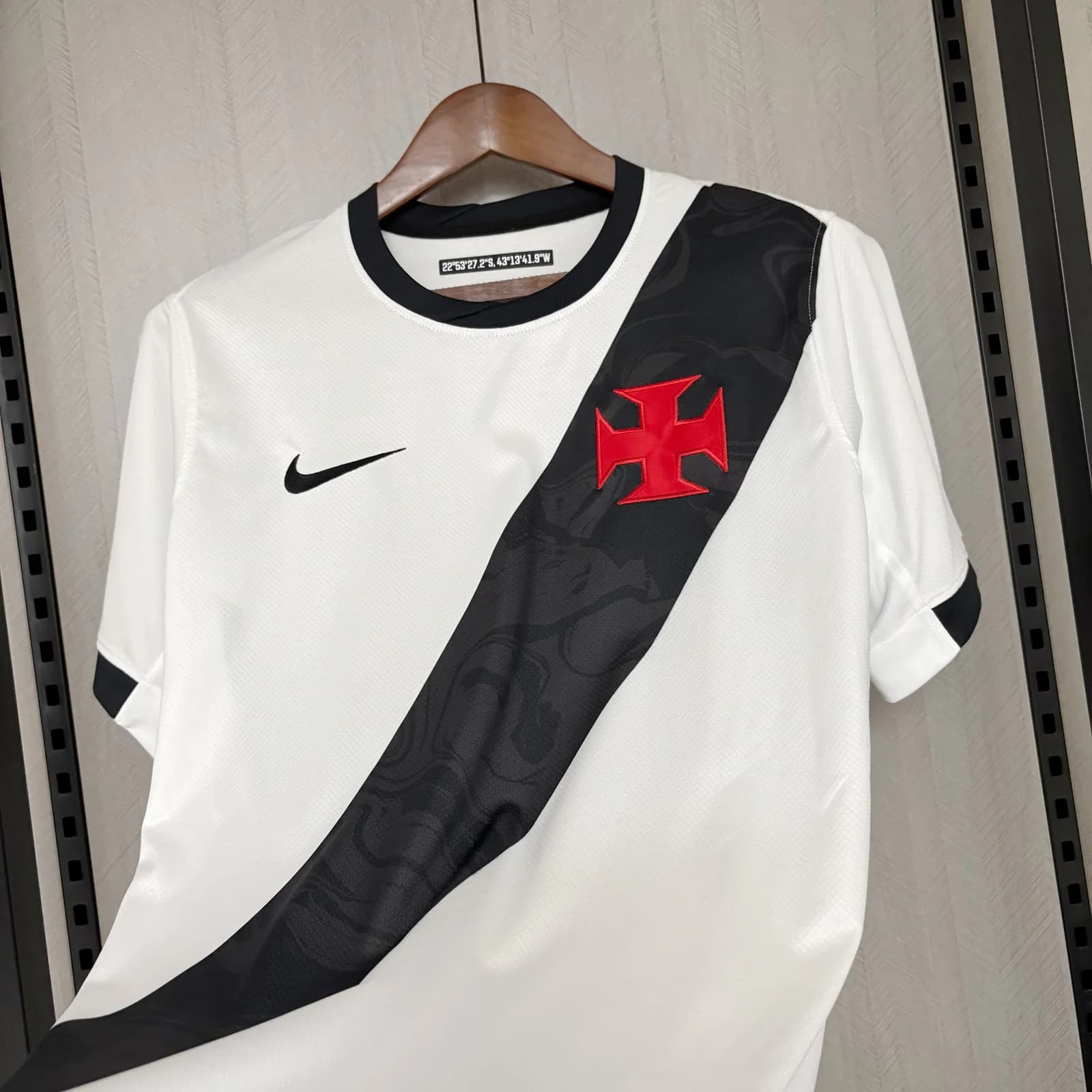 Camisa Vasco da Gama 26/27 Torcedor Fora — Vasco da Gama (foto 4)