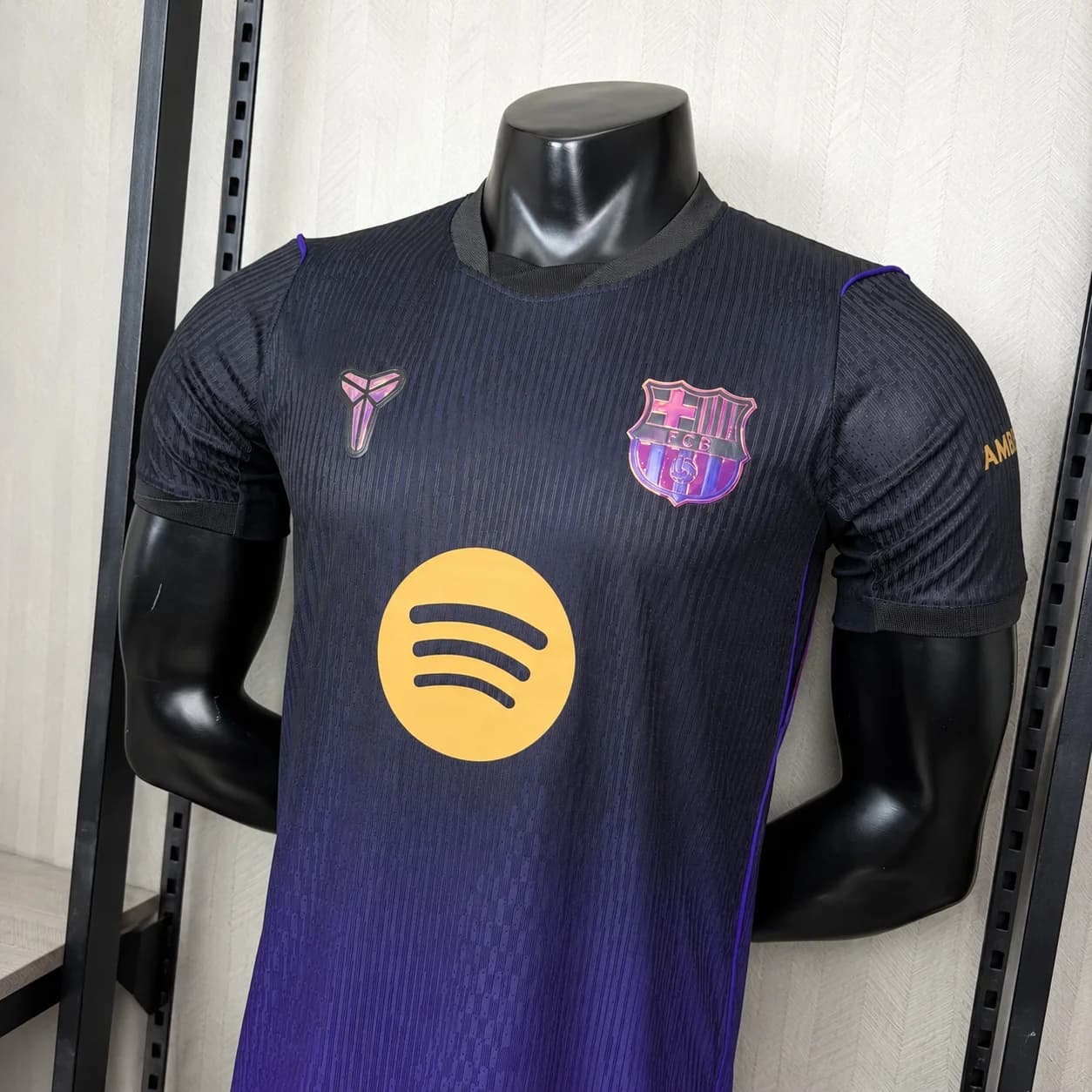 Camisa Barcelona 26/27 Jogador Fora — Barcelona (foto 5)