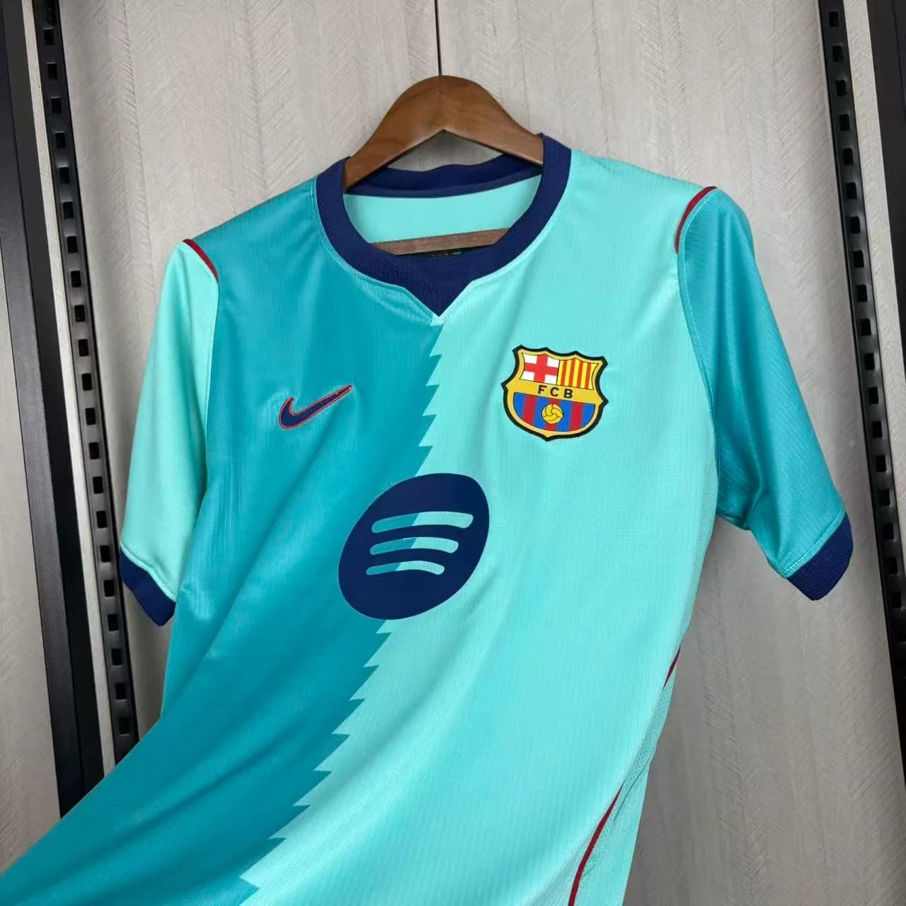 Camisa Barcelona 26/27 Torcedor III — Barcelona (foto 4)