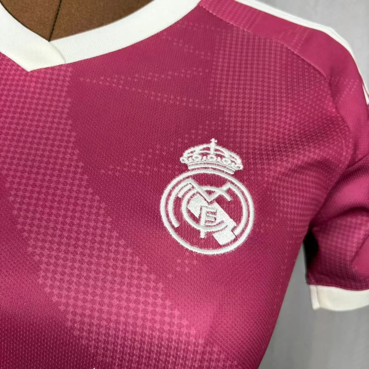 Camisa Real Madrid 26/27 Feminina III — Real Madrid (foto 2)