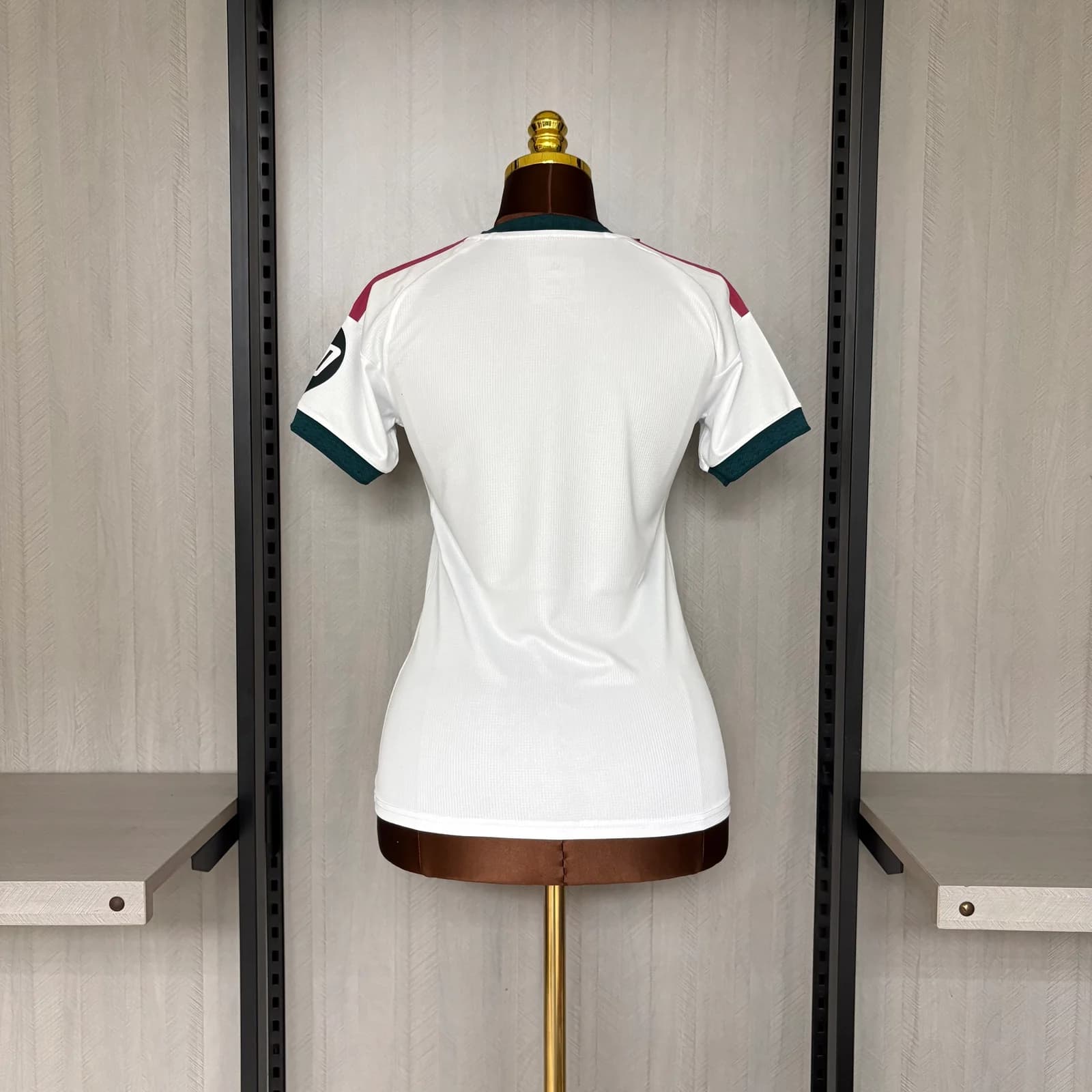 Camisa Real Madrid 26/27 Feminina Casa — Real Madrid (foto 5)