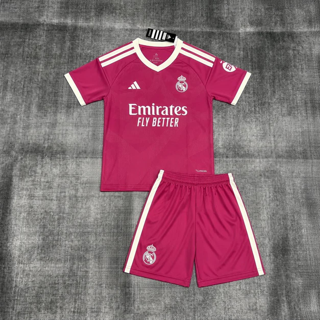 Kit Infantil Real Madrid 26/27 III — Real Madrid