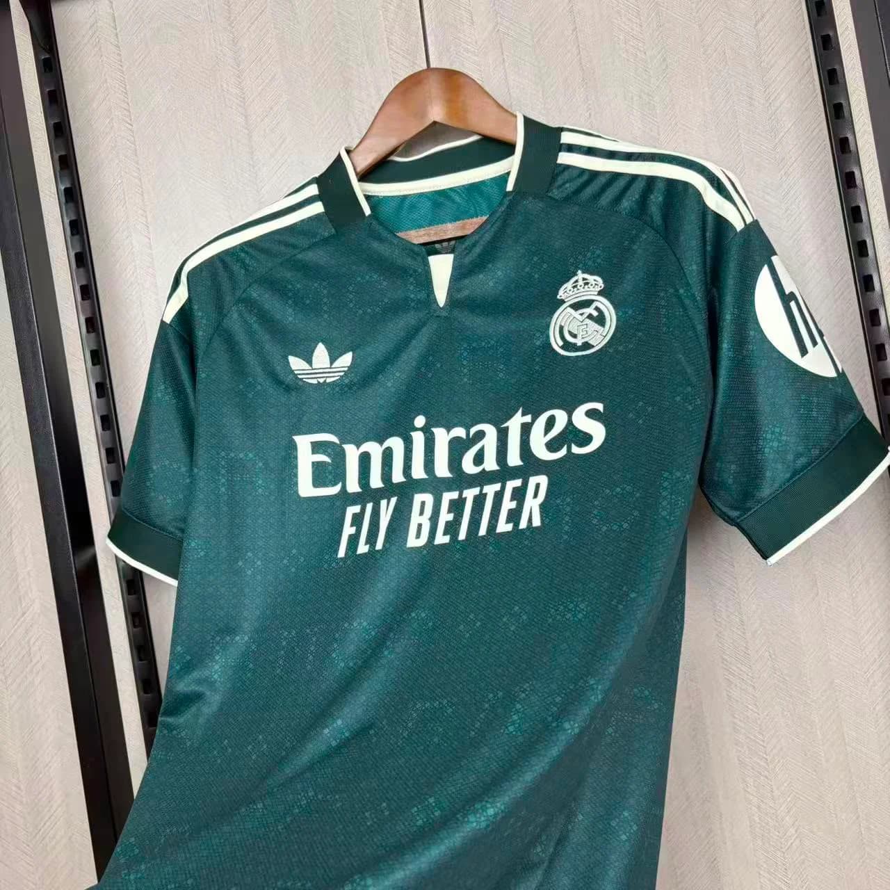 Camisa Real Madrid 26/27 Torcedor Fora — Real Madrid (foto 4)