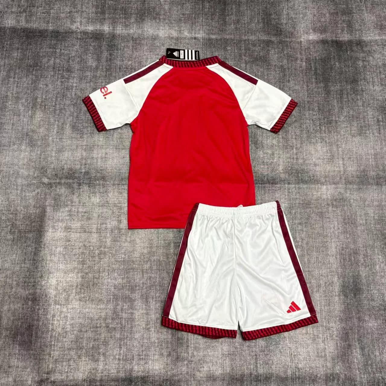 Kit Infantil Arsenal 26/27 Casa — Arsenal (foto 4)