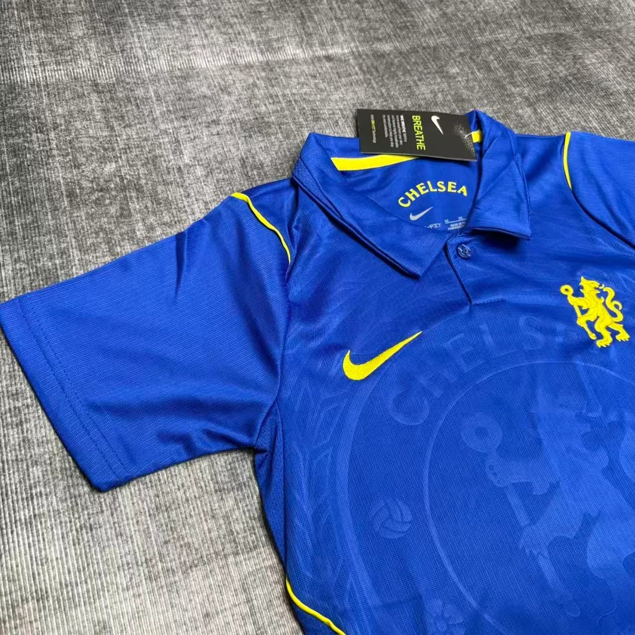 Kit Infantil Chelsea 26/27 Casa — Chelsea (foto 2)