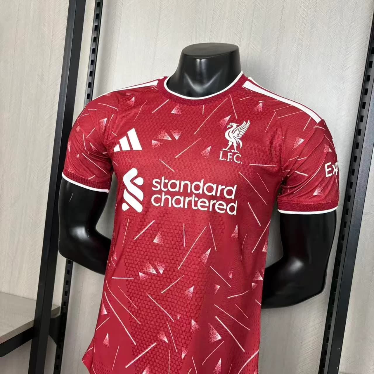 Camisa Liverpool 26/27 Jogador Casa — Liverpool (foto 6)
