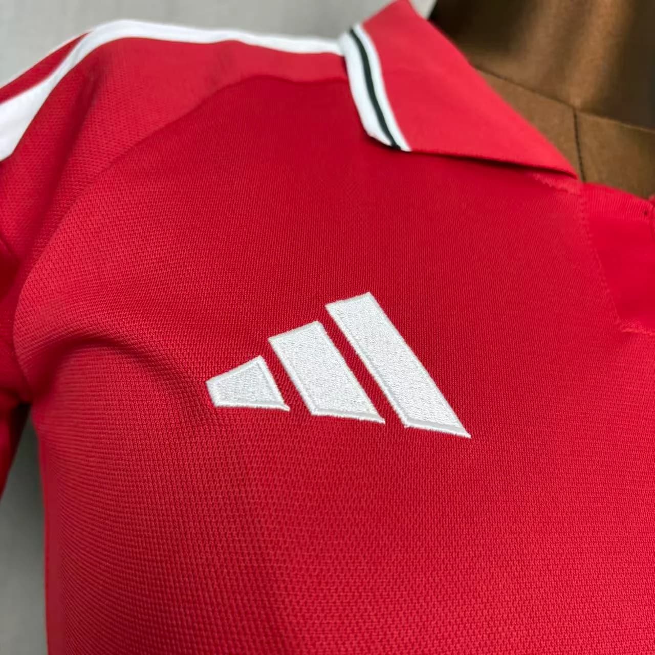 Camisa Manchester United 26/27 Feminina Casa — Manchester United (foto 3)
