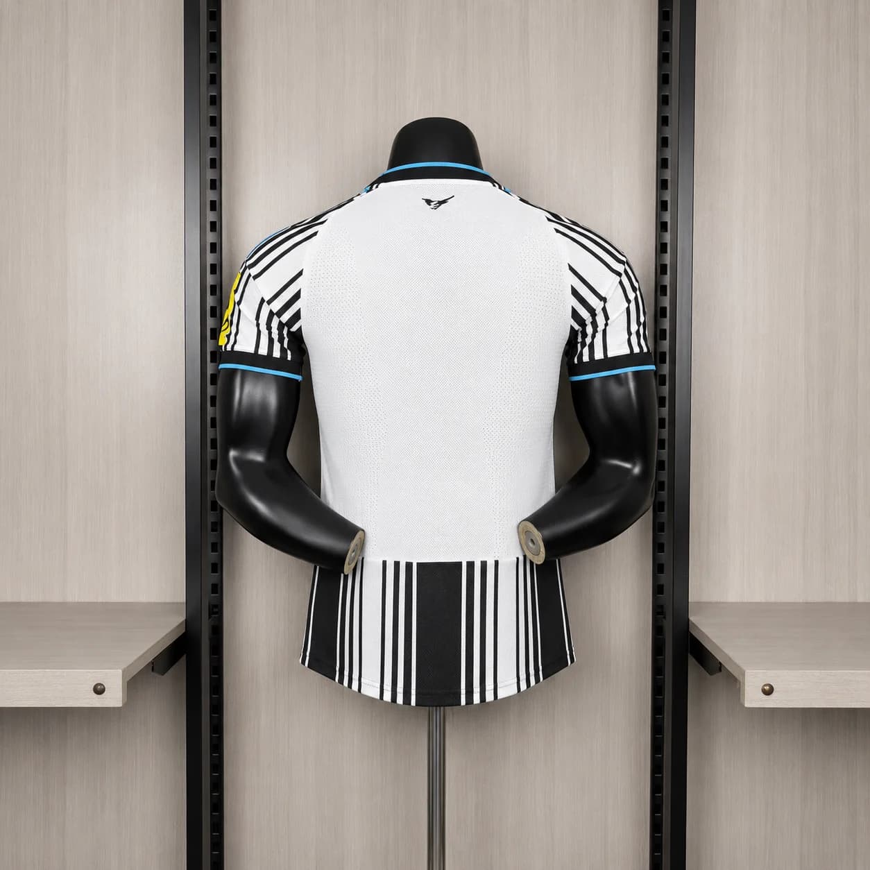 Camisa Newcastle 26/27 Jogador Casa — Newcastle (foto 6)