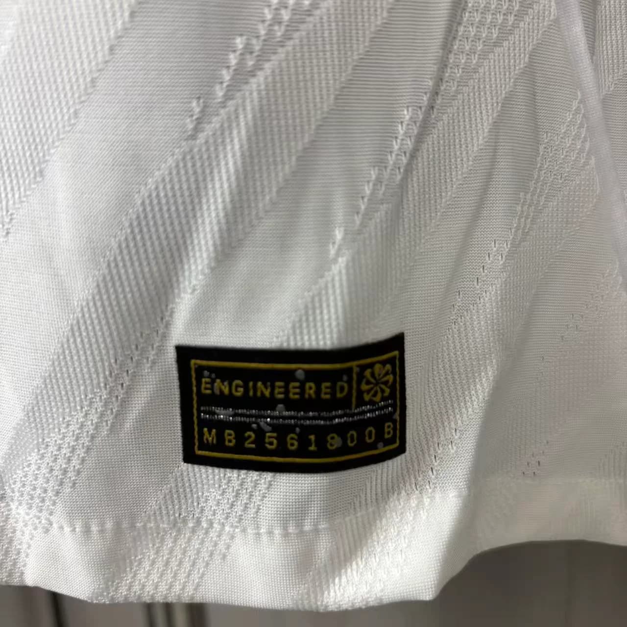 Camisa Tottenham 26/27 Jogador Casa — Tottenham (foto 4)