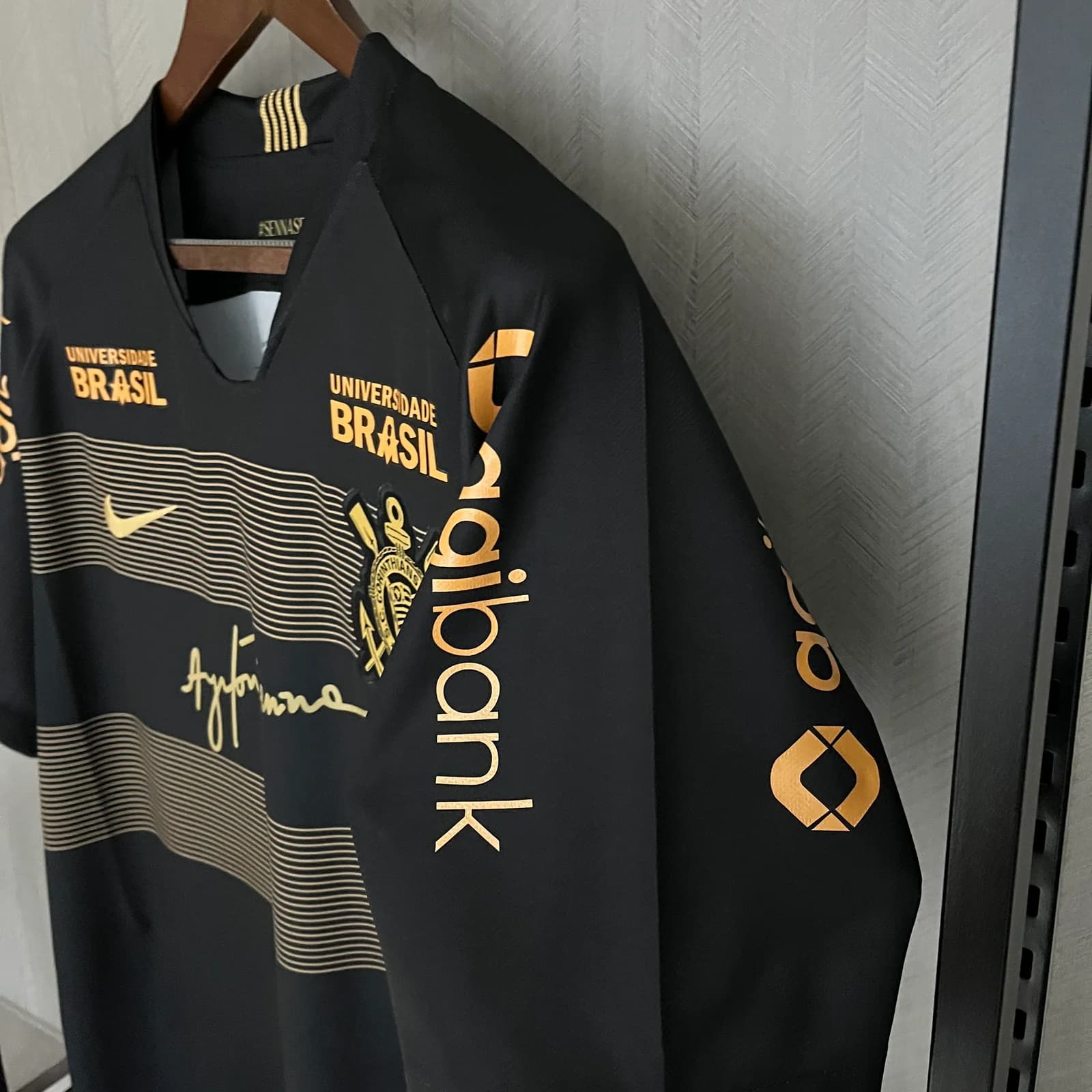 Camisa Corinthians Retrô Modelo B — Corinthians (foto 3)