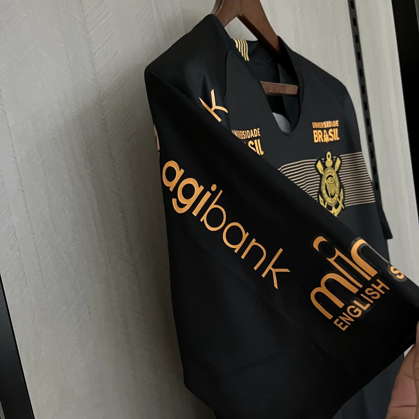 Camisa Corinthians Retrô Modelo B — Corinthians (foto 4)