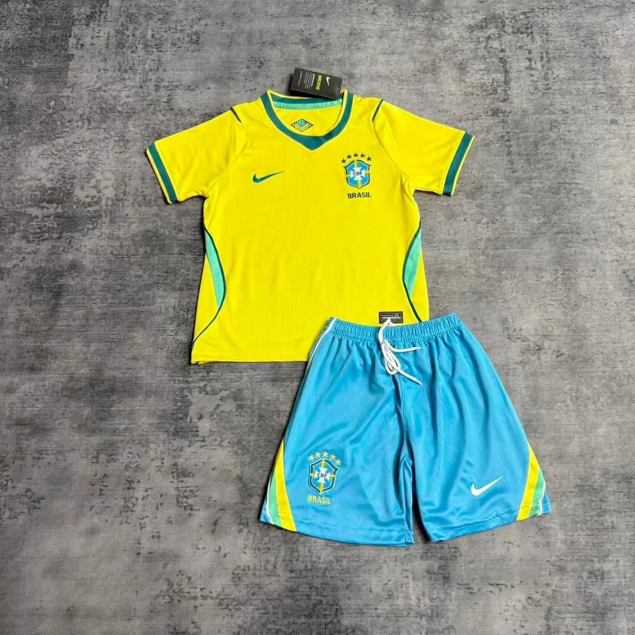 Kit Infantil Brasil 26/27 Casa — Brasil