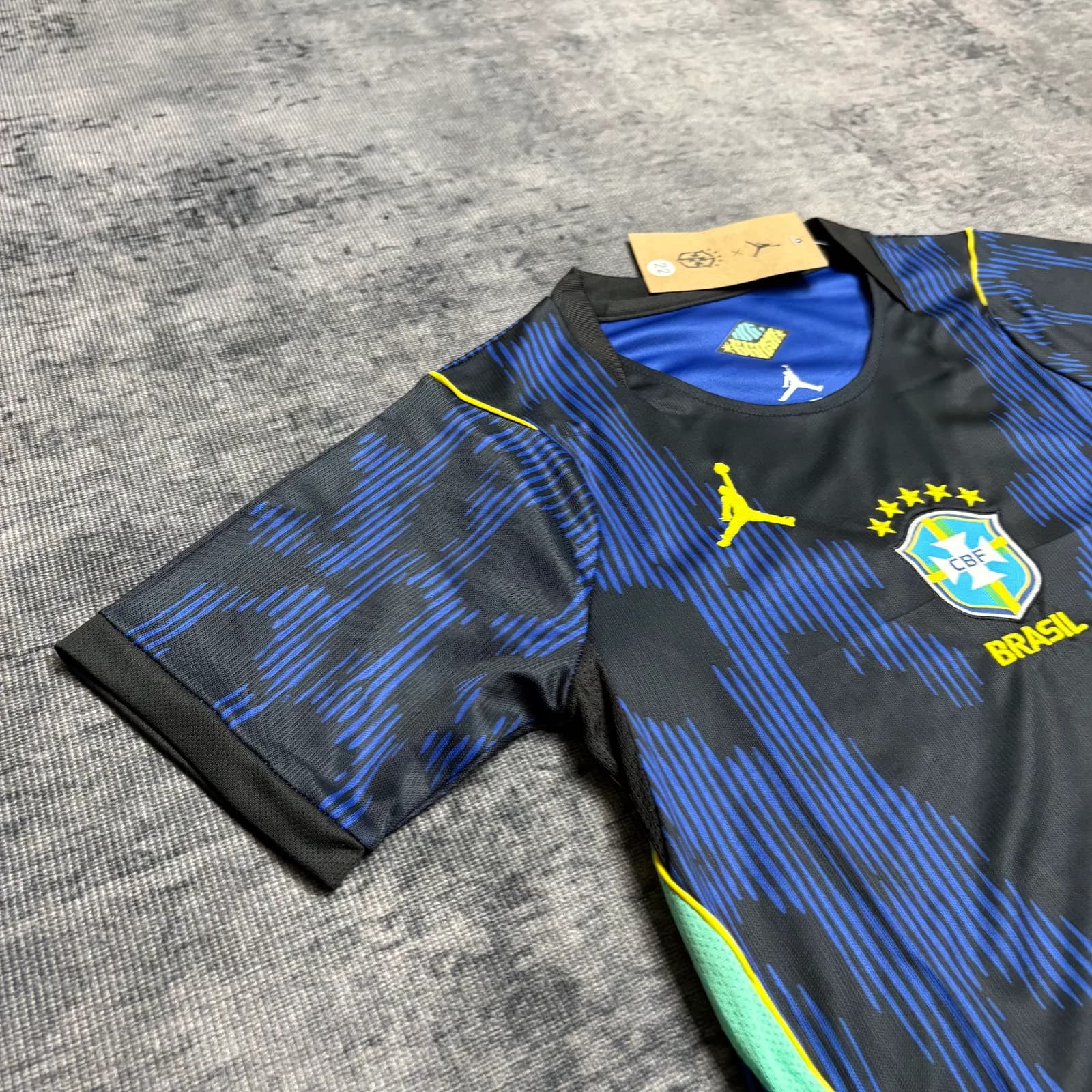 Kit Infantil Brasil 26/27 Fora — Brasil (foto 2)