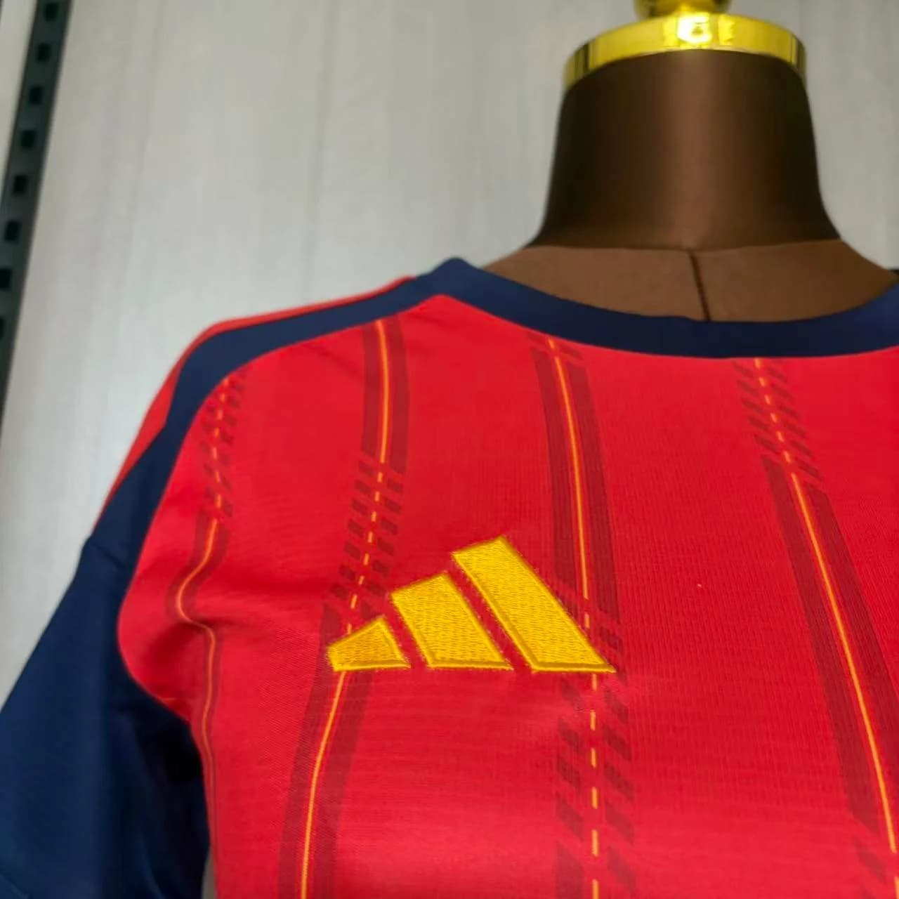 Camisa Espanha 26/27 Feminina Casa — Espanha (foto 3)