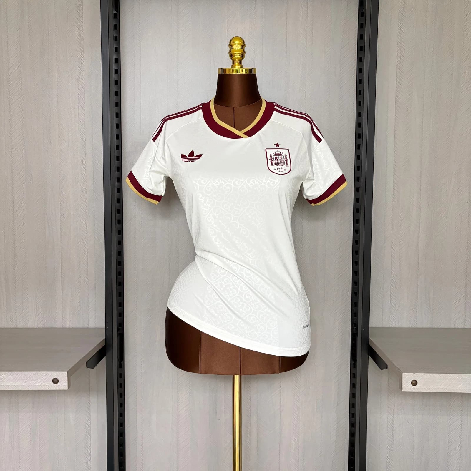 Camisa Espanha 26/27 Feminina Fora — Espanha