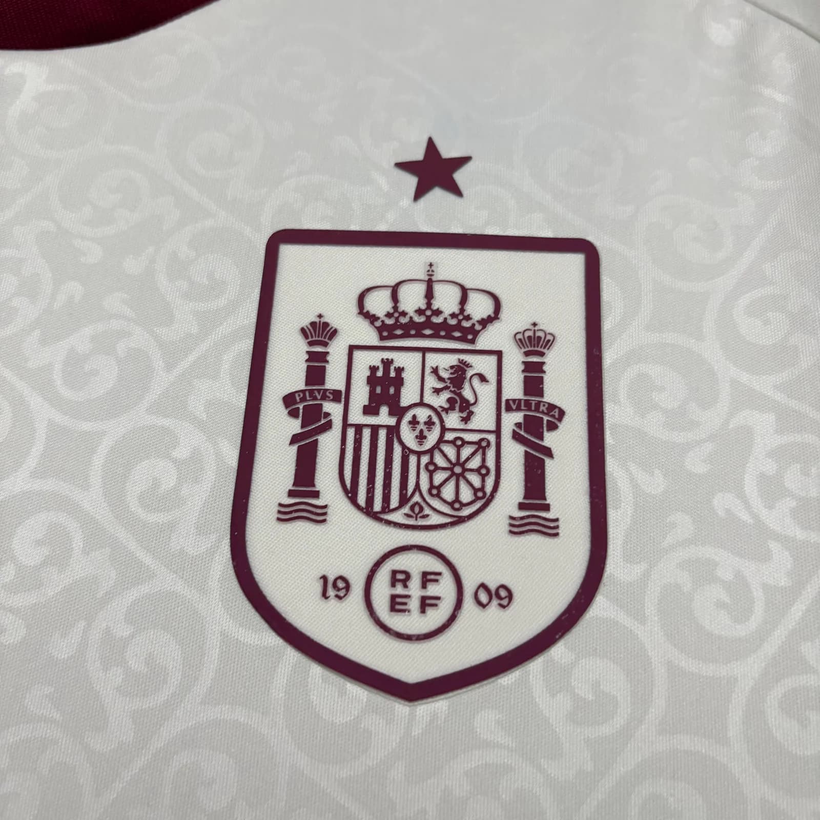 Camisa Espanha 26/27 Torcedor Fora — Espanha (foto 2)