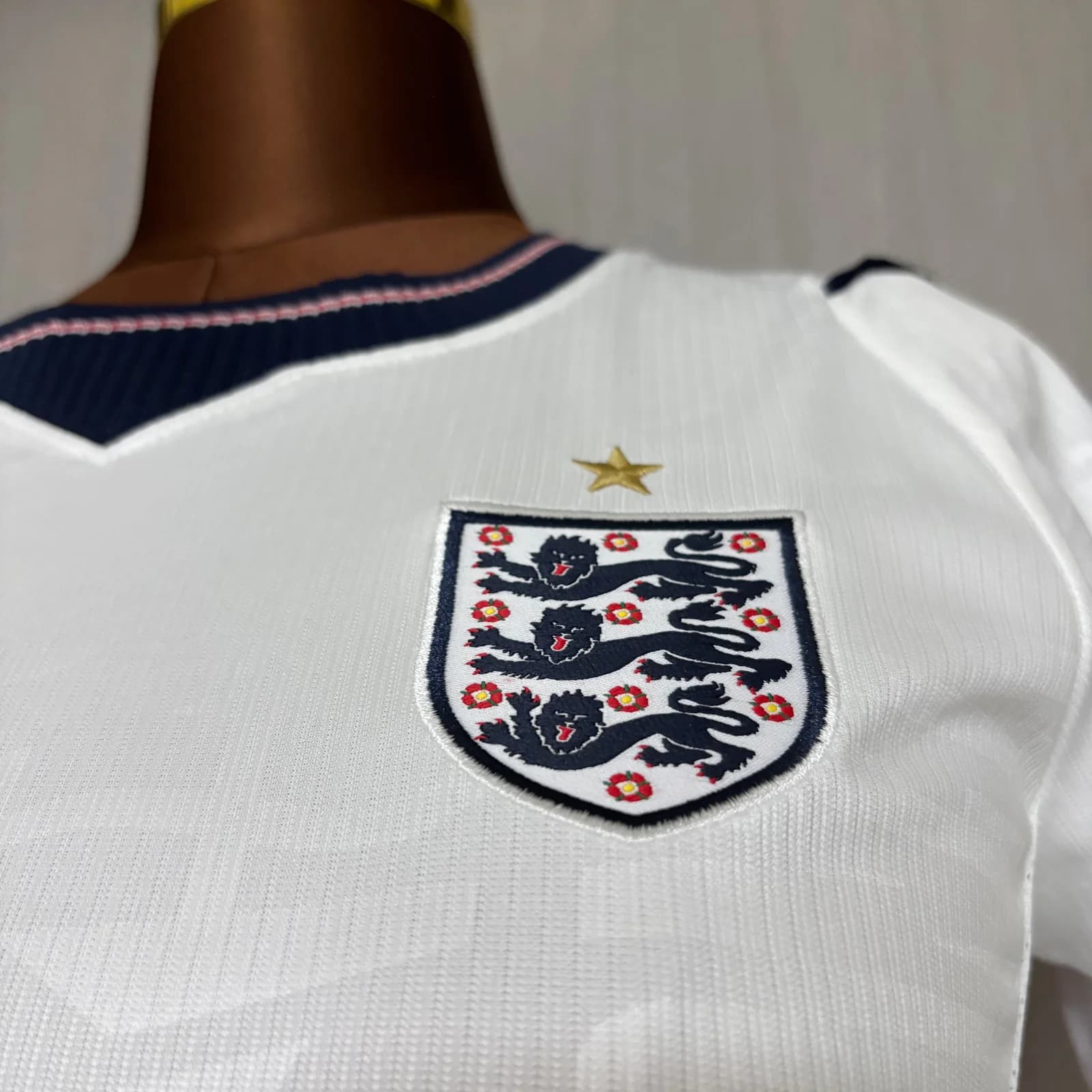 Camisa Inglaterra 26/27 Feminina Casa — Inglaterra (foto 2)