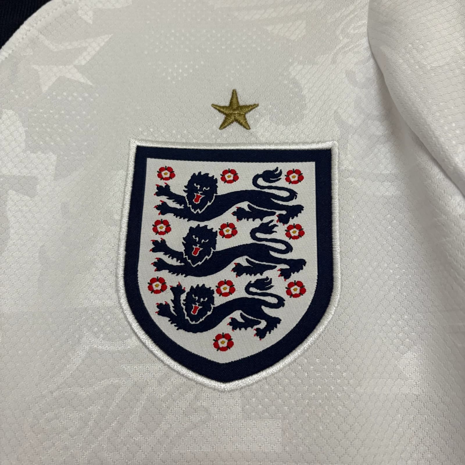 Camisa Inglaterra 26/27 Torcedor Casa — Inglaterra (foto 2)