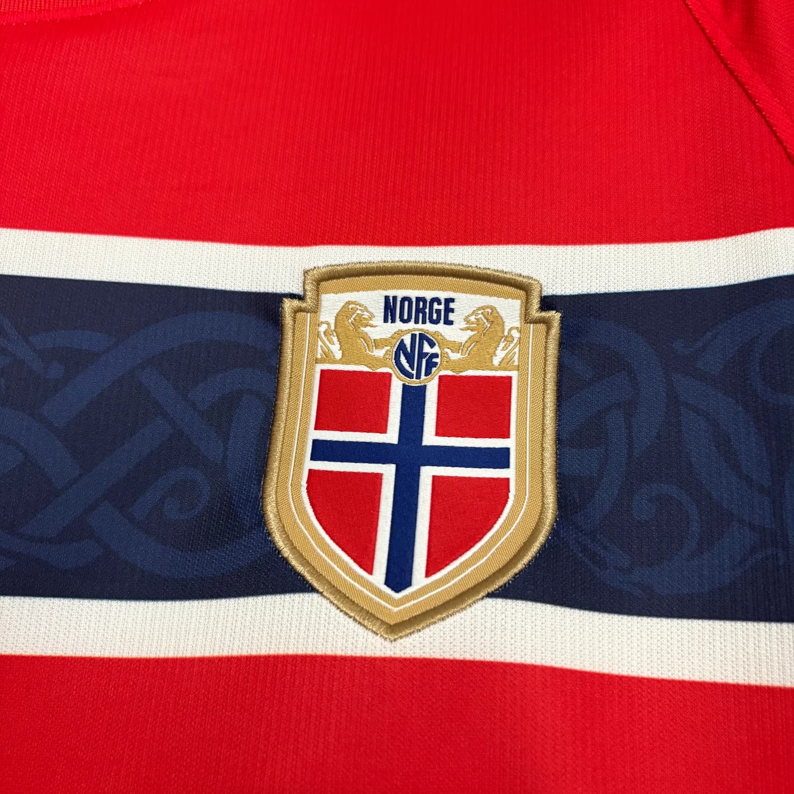 Camisa Noruega 26/27 Torcedor Casa — Noruega (foto 2)