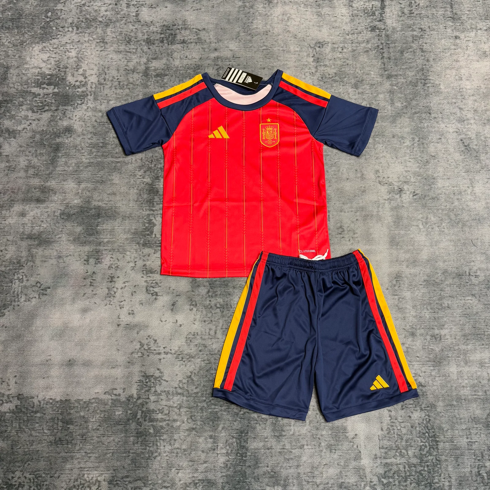 Kit Infantil Espanha 26/27 Casa — Espanha
